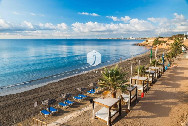 Resale - Apartment / flat -
Torrevieja - Punta prima