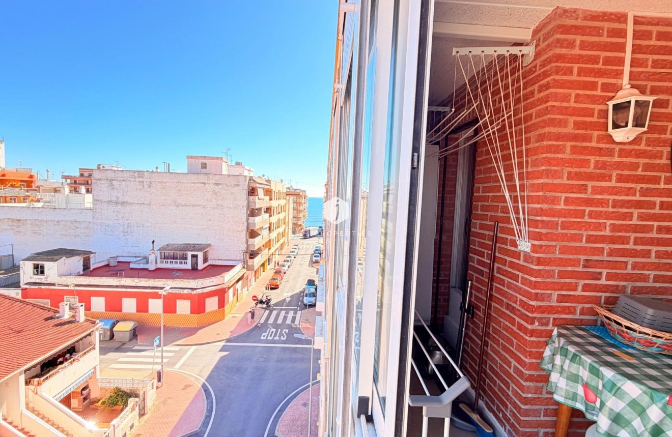 D'occasion - Appartement -
Torrevieja - Playa de los Naufragos
