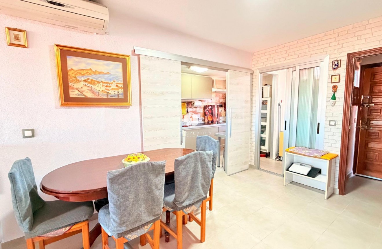 D'occasion - Appartement -
Torrevieja - Playa de los Naufragos