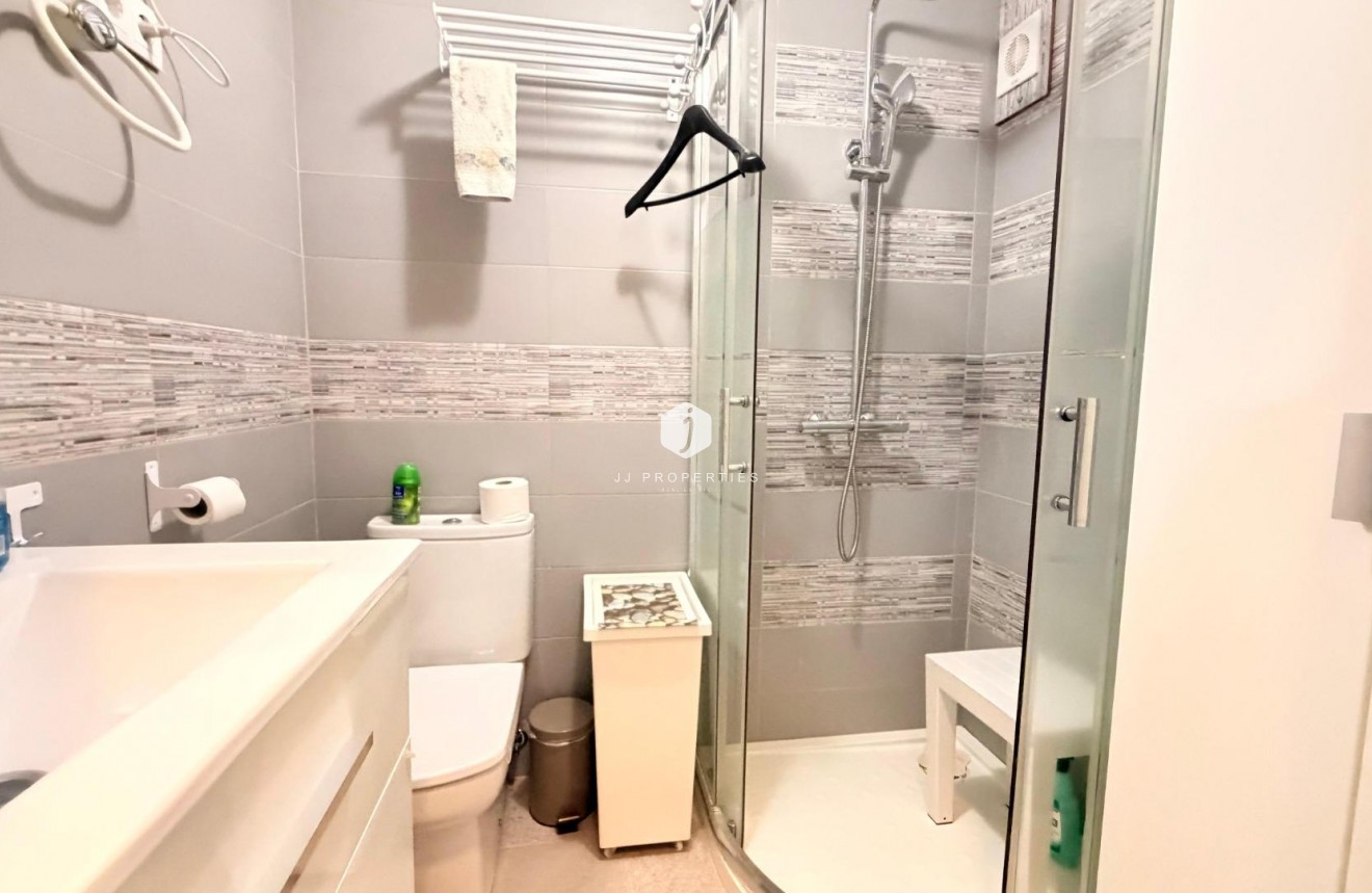 D'occasion - Appartement -
Torrevieja - Playa de los Naufragos