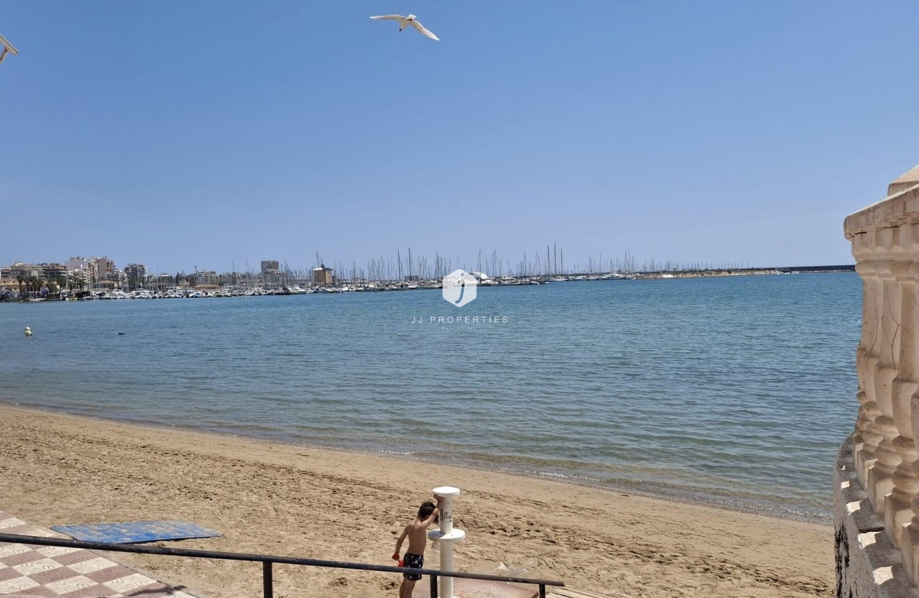 Resale - Apartment / flat -
Torrevieja - Acequion