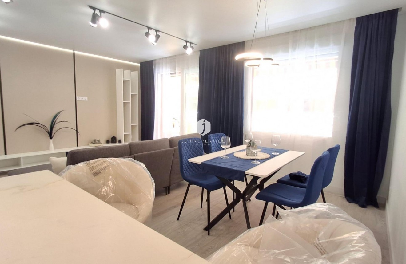 Resale - Apartment / flat -
Torrevieja - Acequion