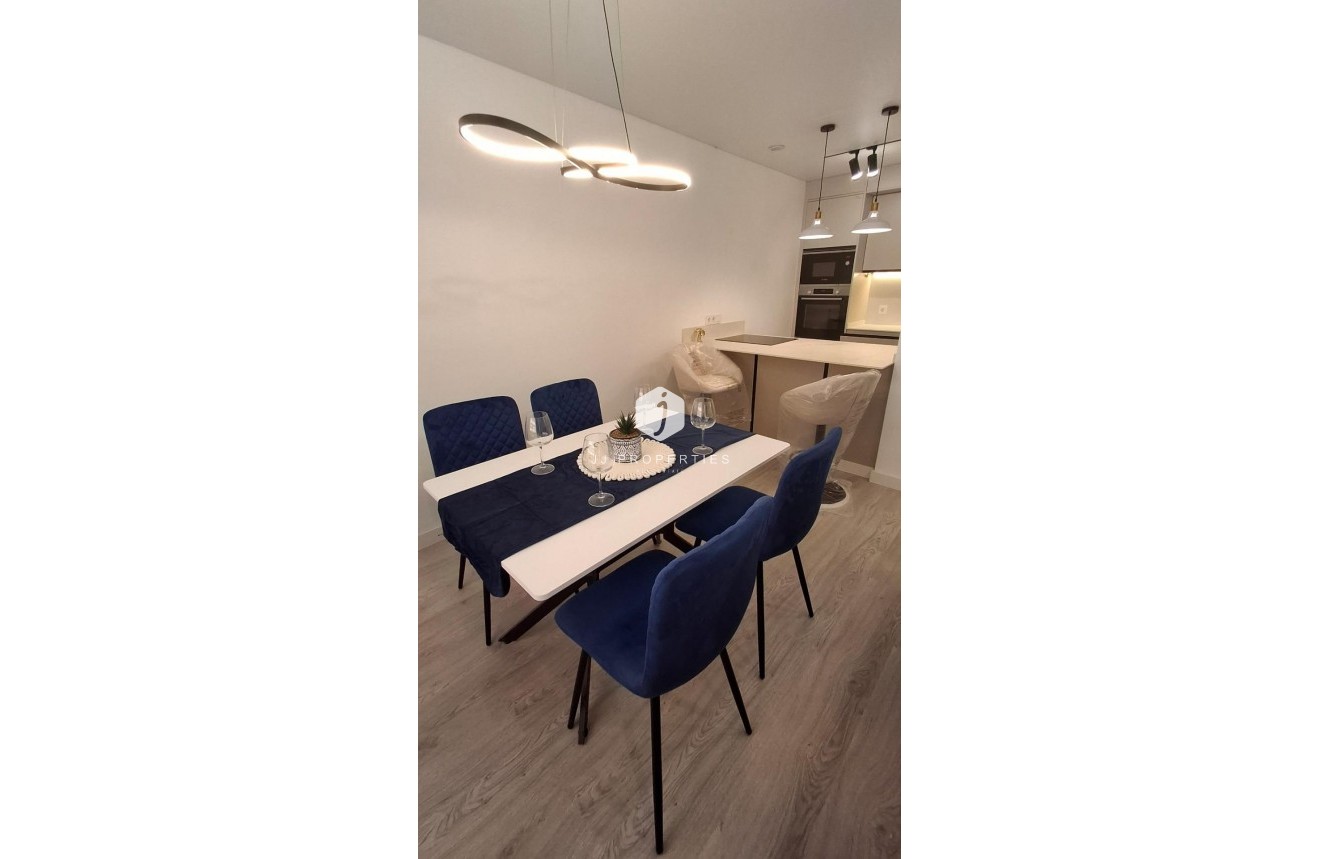 Resale - Apartment / flat -
Torrevieja - Acequion