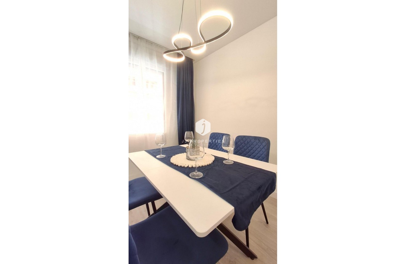 Resale - Apartment / flat -
Torrevieja - Acequion