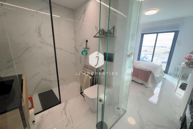 Resale - Bungalow -
Guardamar del Segura - Costa Blanca