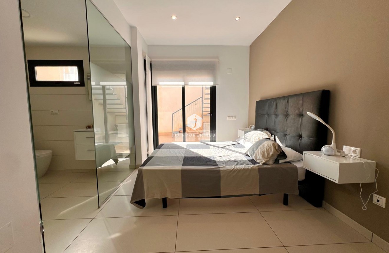 Resale - Villa -
Orihuela Costa - Lomas de Cabo Roig