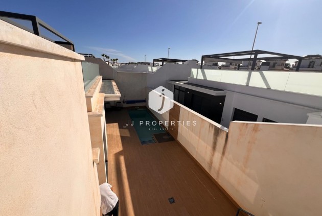 Resale - Villa -
Orihuela Costa - Lomas de Cabo Roig