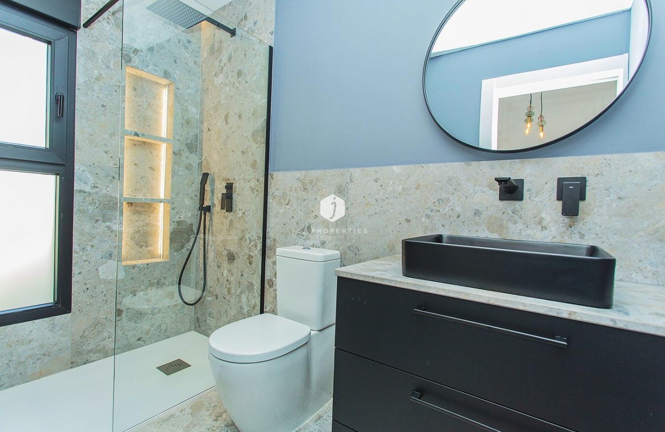 Resale - Chalet -
Torrevieja - La siesta