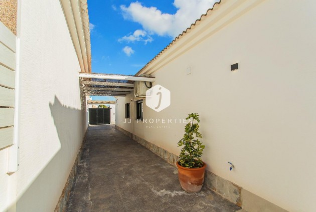Resale - Chalet -
Torrevieja - La siesta
