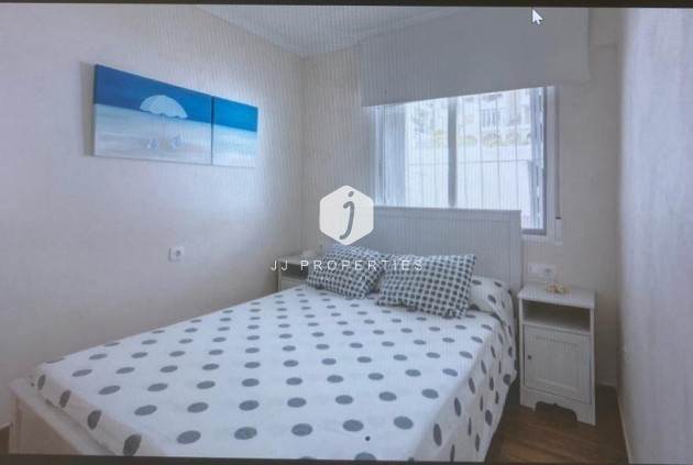 Resale - Apartment / flat -
Torrevieja - Sector 25