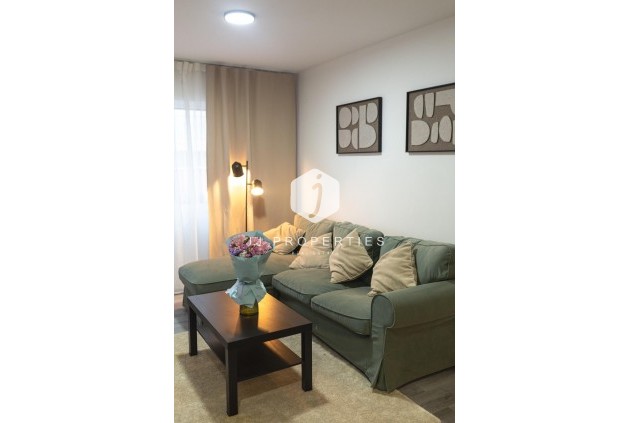 Resale - Apartment / flat -
Torrevieja - Centro
