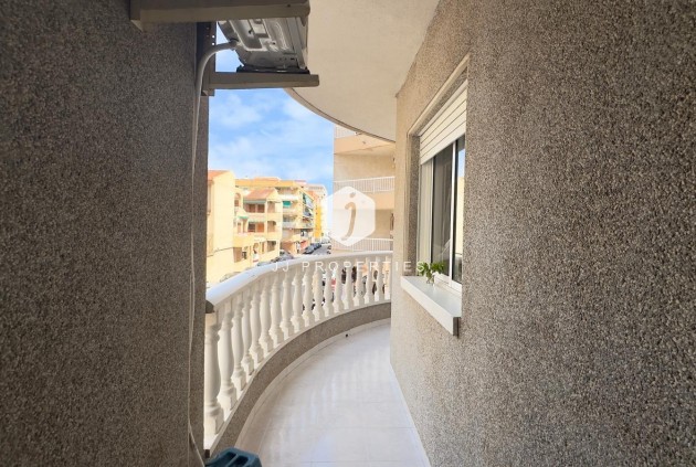 Resale - Apartment / flat -
Torrevieja - Acequion