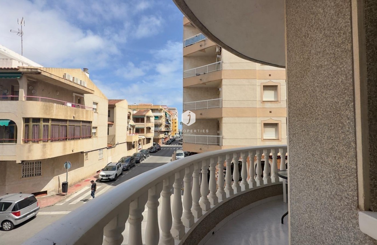 Resale - Apartment / flat -
Torrevieja - Acequion