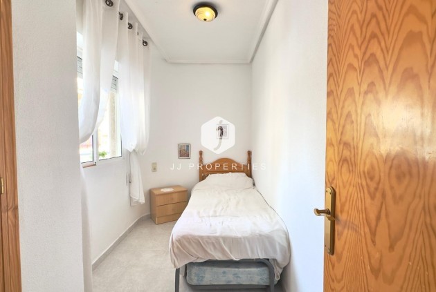 Resale - Apartment / flat -
Torrevieja - Acequion