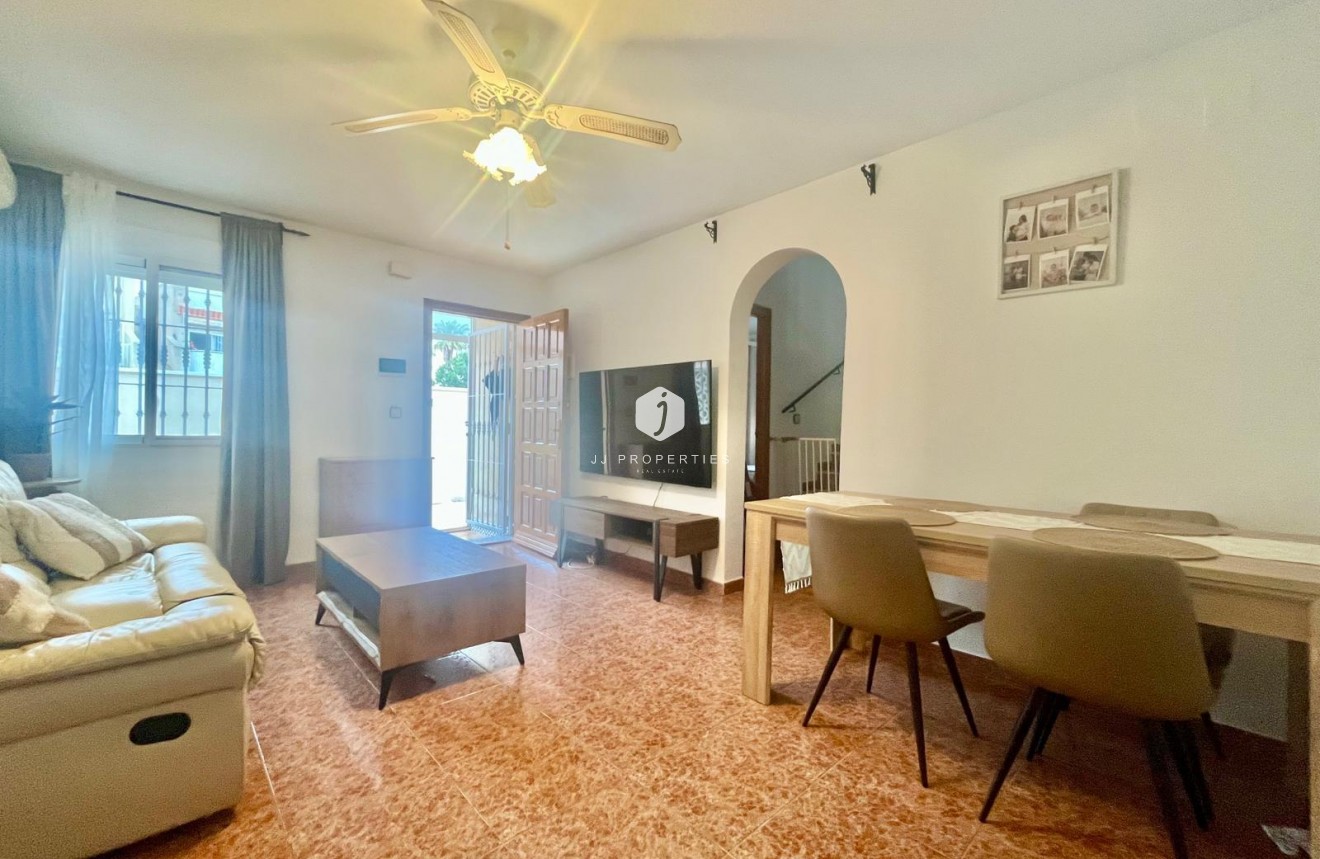 Resale - Bungalow -
Torrevieja - Paraje Natural