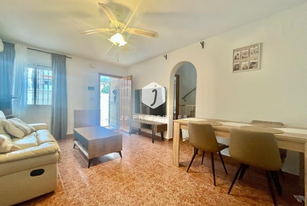 Resale - Bungalow -
Torrevieja - Paraje Natural