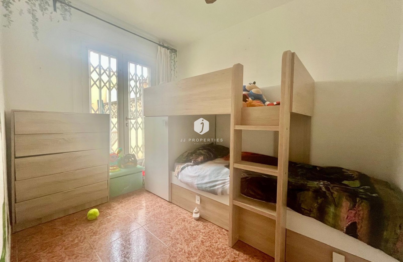 Resale - Bungalow -
Torrevieja - Paraje Natural