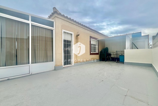 Resale - Bungalow -
Torrevieja - Paraje Natural
