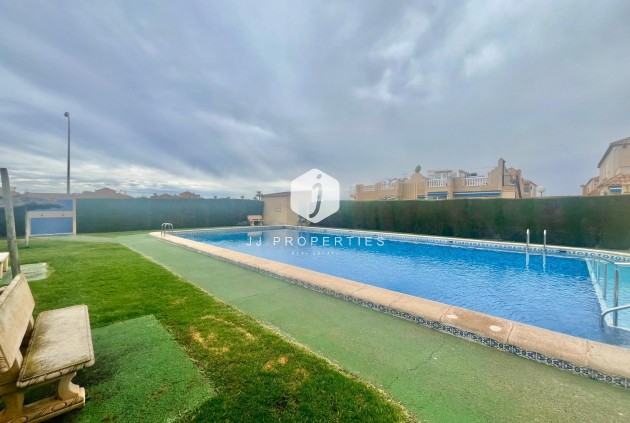 Resale - Bungalow -
Torrevieja - Paraje Natural