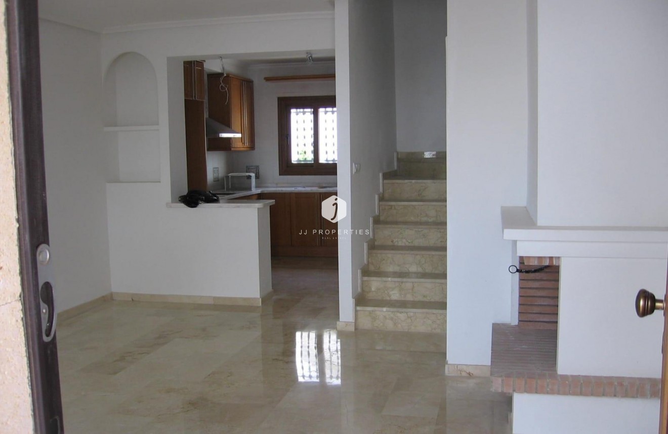 Resale - Chalet -
Orihuela Costa - PAU 8