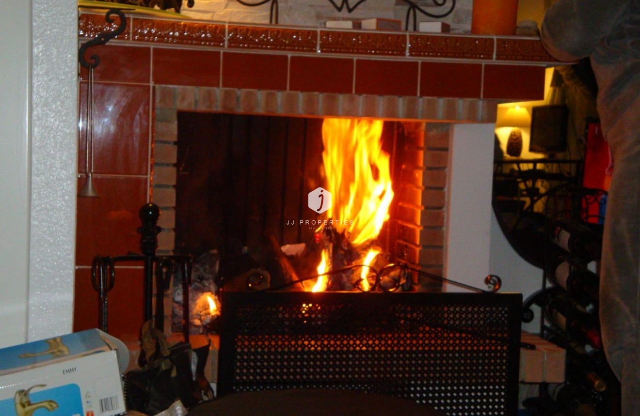 Resale - Chalet -
Orihuela Costa - PAU 8