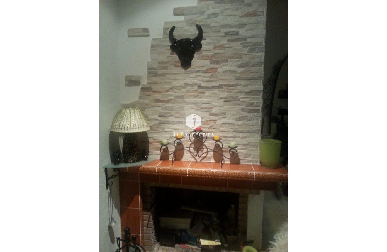 Resale - Chalet -
Orihuela Costa - PAU 8