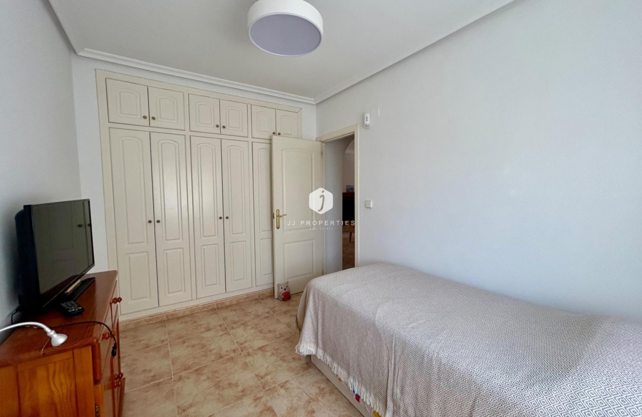 Resale - Villa -
Torrevieja - San luis