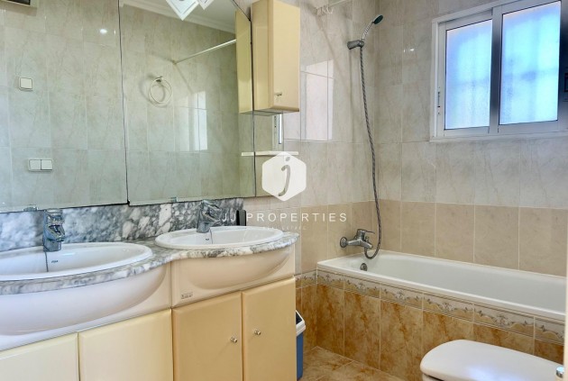 Resale - Villa -
Torrevieja - San luis