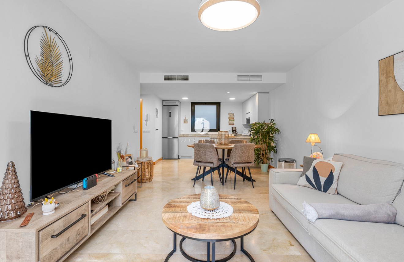 Resale - Apartment / flat -
Campoamor - Costa Blanca