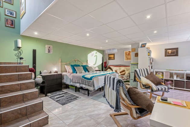 Resale - Chalet -
San Miguel de Salinas - Inland