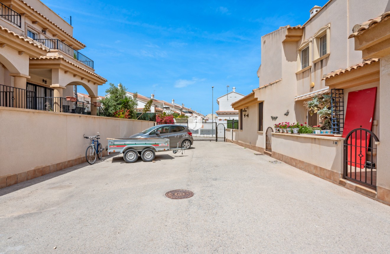Resale - Chalet -
San Miguel de Salinas - Inland