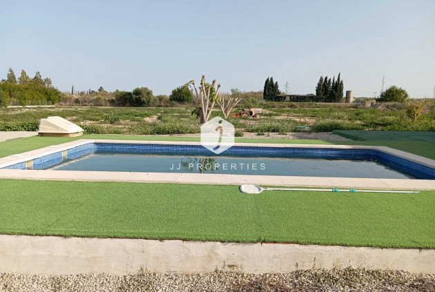 Resale - Villa -
San Miguel de Salinas - Inland