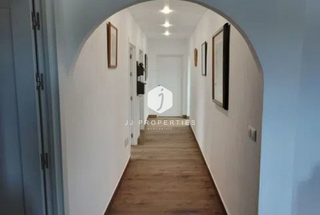 Resale - Villa -
San Miguel de Salinas - Inland