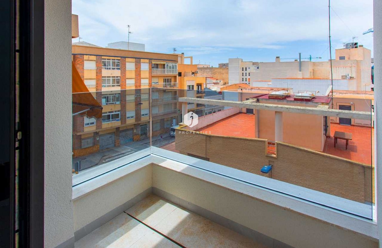 Resale - Apartment / flat -
Torrevieja - Costa Blanca