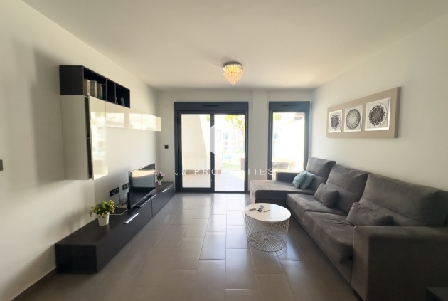 D'occasion - Appartement -
La Zenia - Costa Blanca