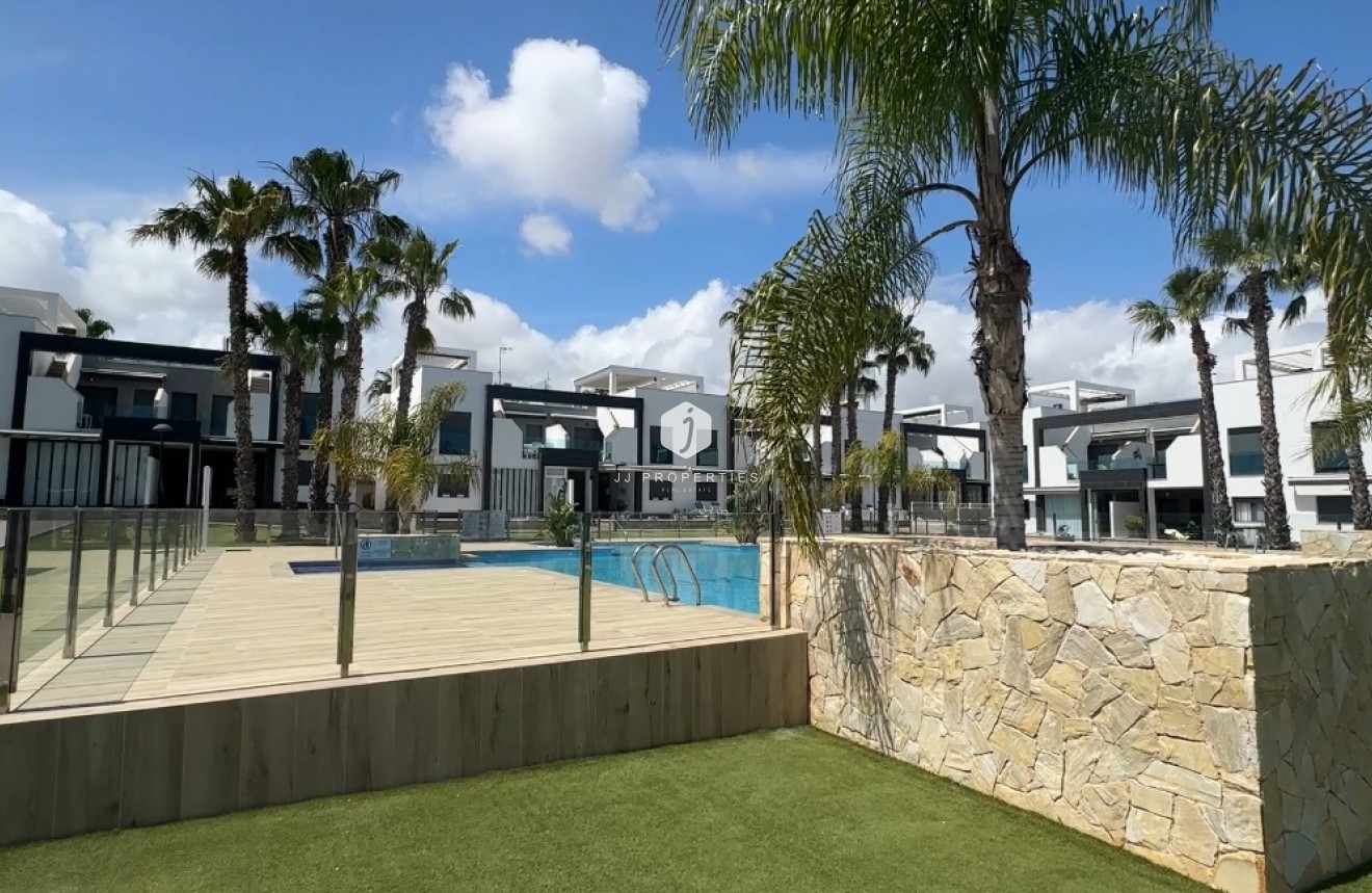 D'occasion - Appartement -
La Zenia - Costa Blanca