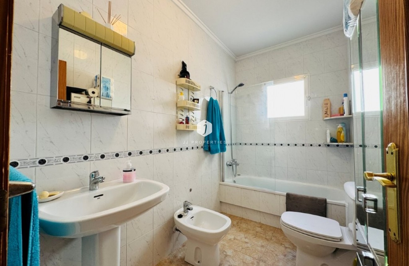 D'occasion - Appartement -
La Mata - Costa Blanca