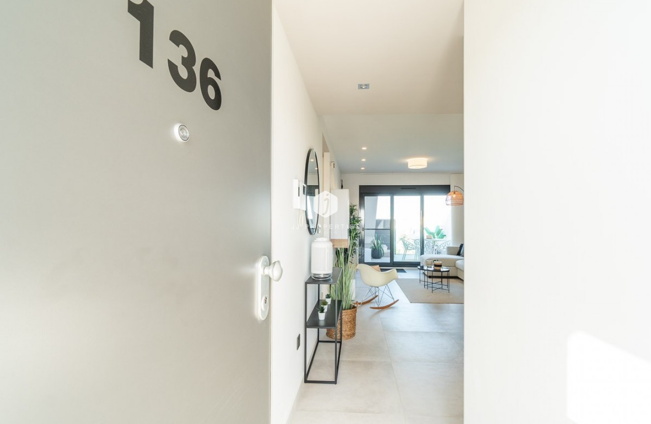 D'occasion - Appartement -
El Raso - Costa Blanca