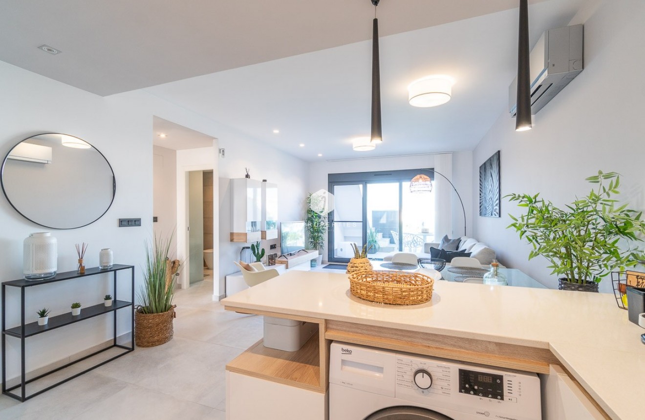 D'occasion - Appartement -
El Raso - Costa Blanca