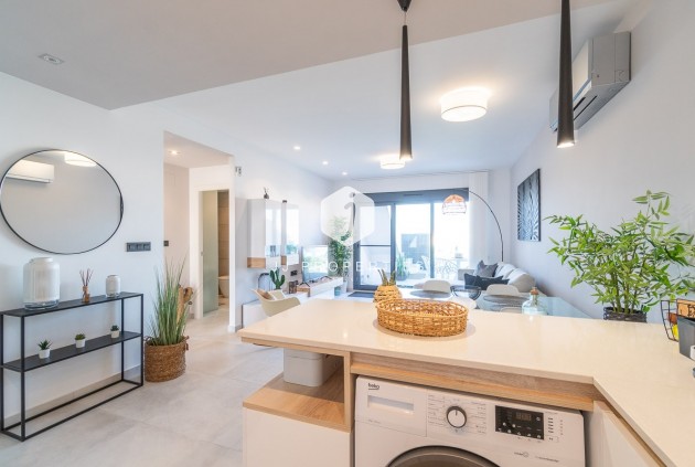 D'occasion - Appartement -
El Raso - Costa Blanca