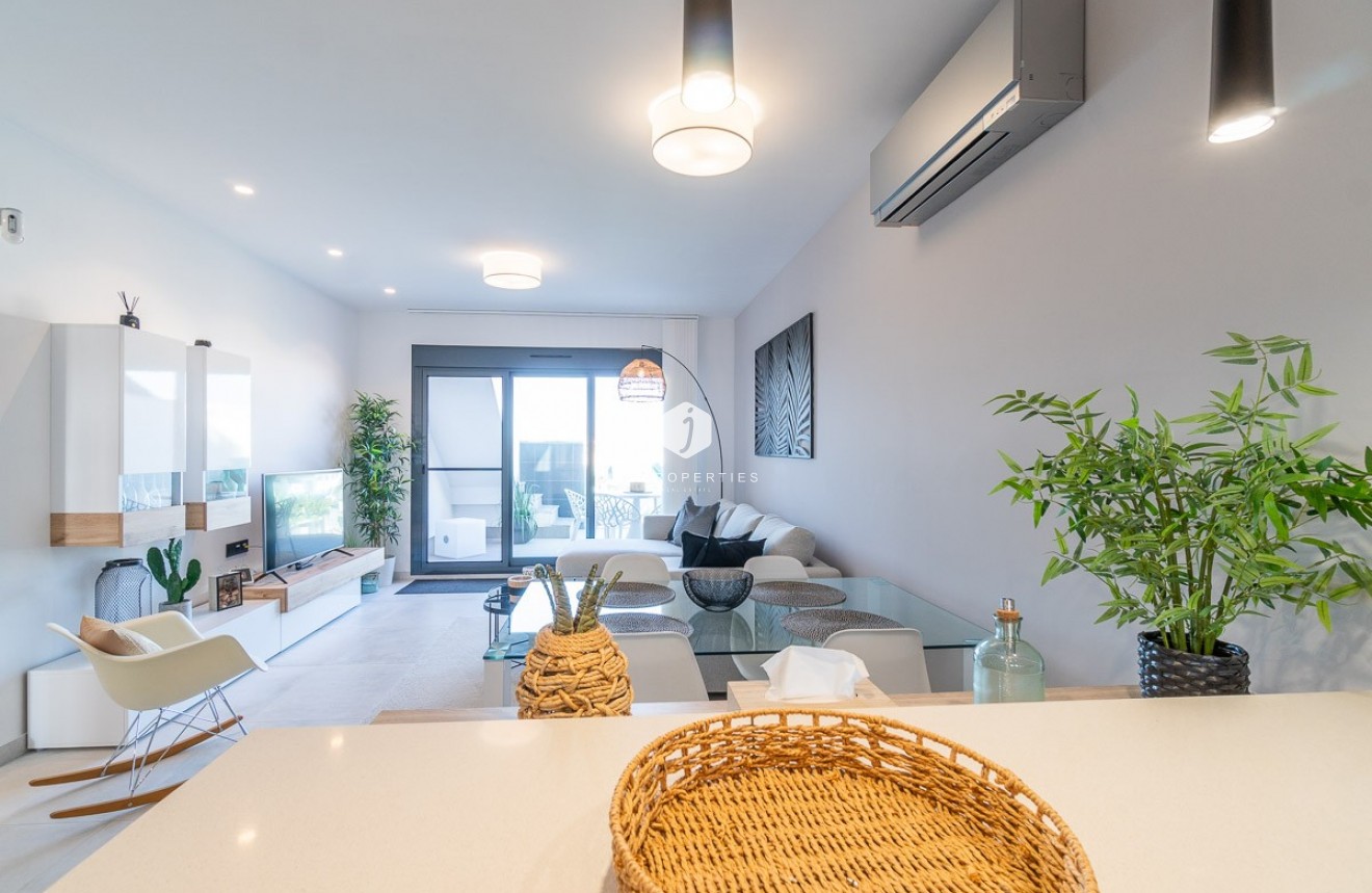 D'occasion - Appartement -
El Raso - Costa Blanca