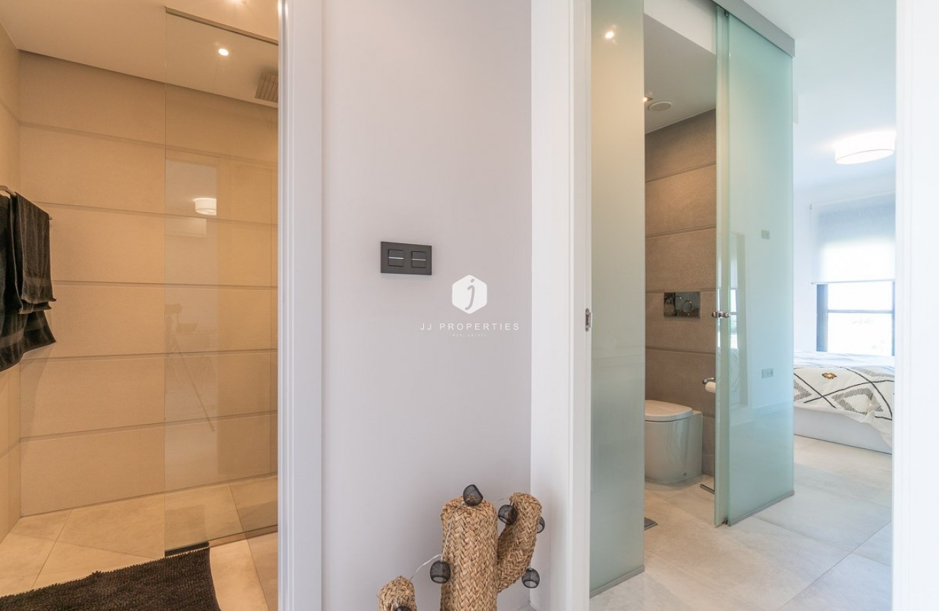 D'occasion - Appartement -
El Raso - Costa Blanca