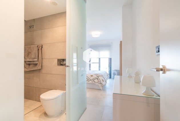 D'occasion - Appartement -
El Raso - Costa Blanca