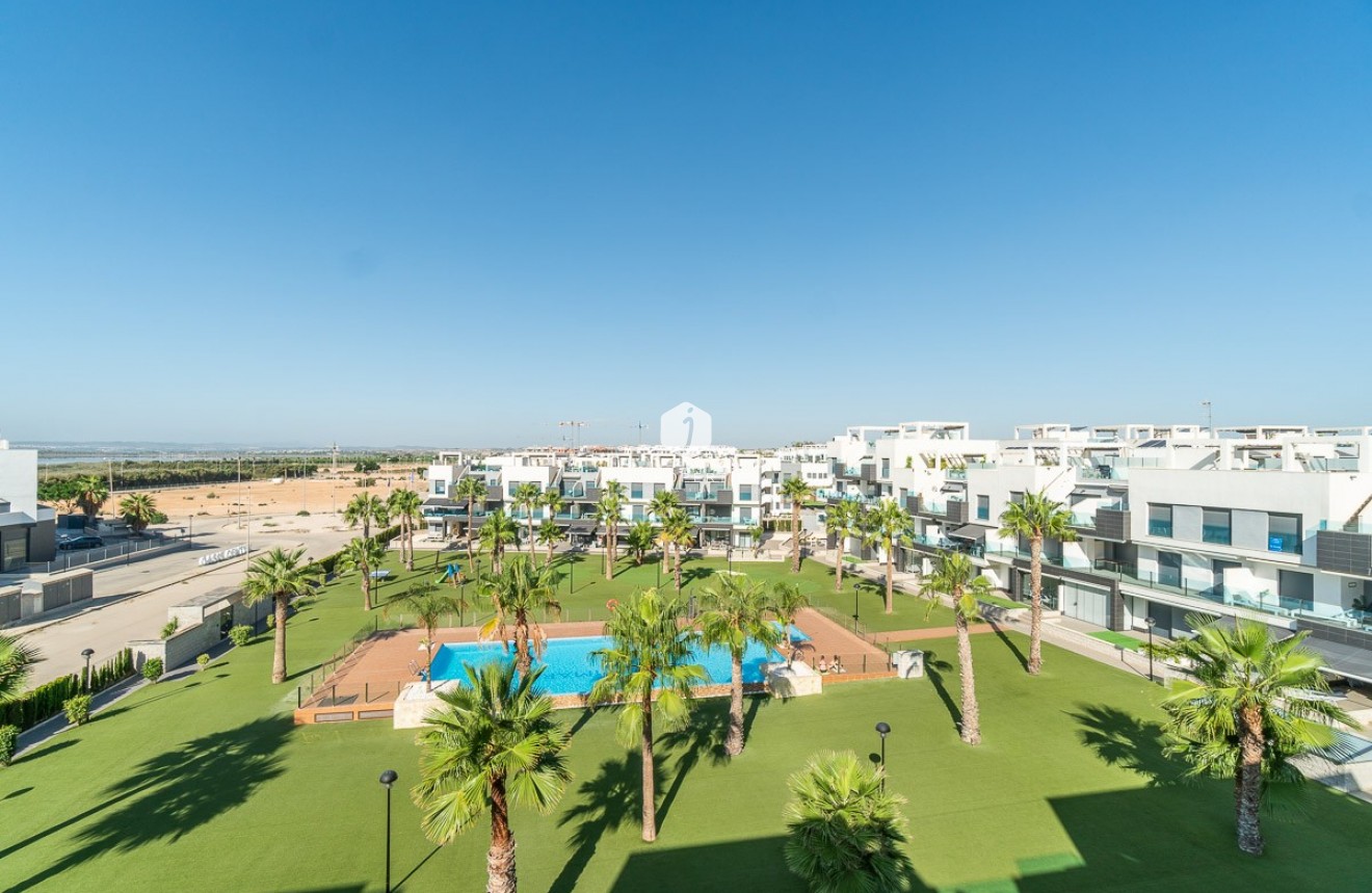 D'occasion - Appartement -
El Raso - Costa Blanca