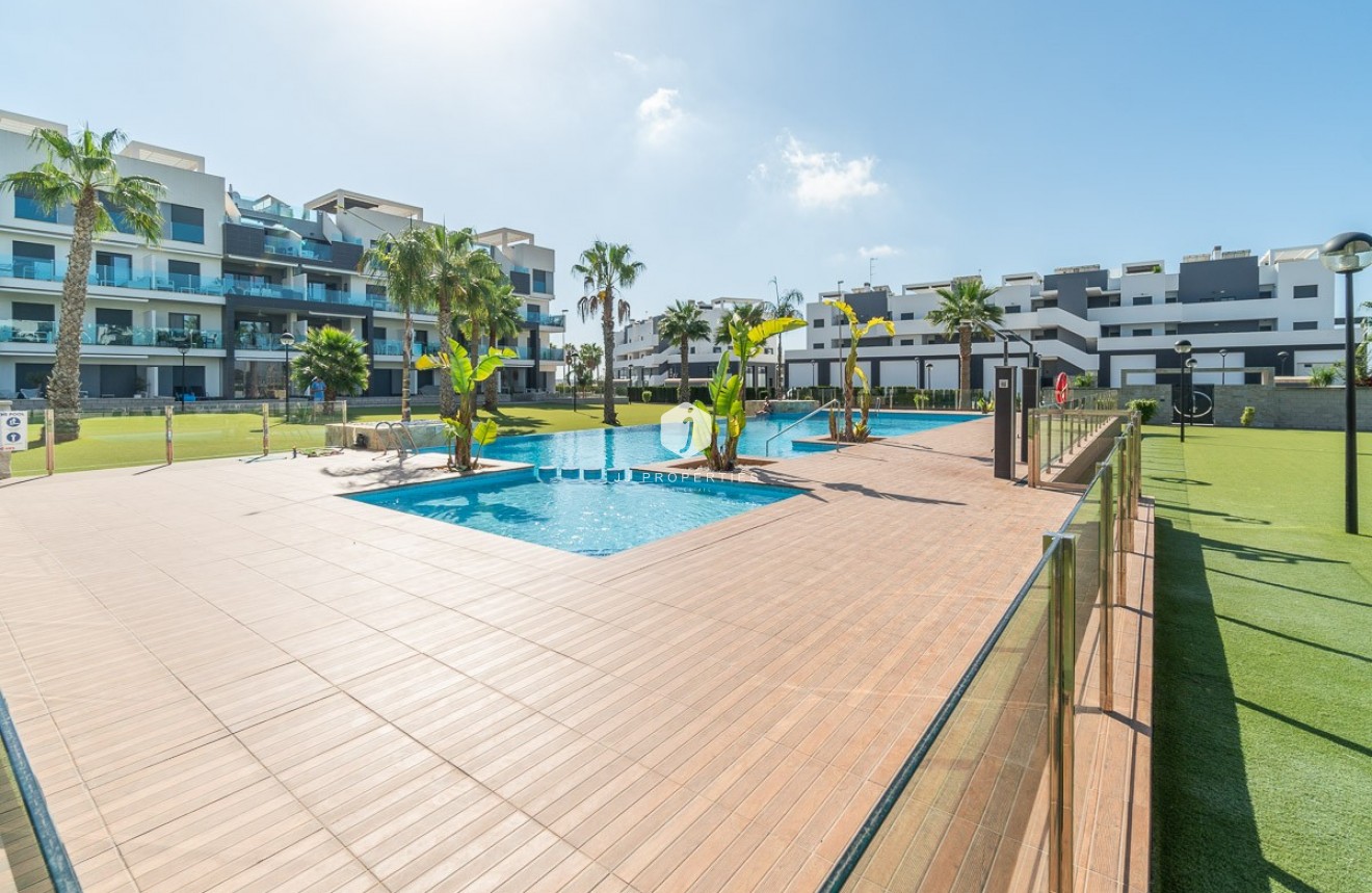 D'occasion - Appartement -
El Raso - Costa Blanca