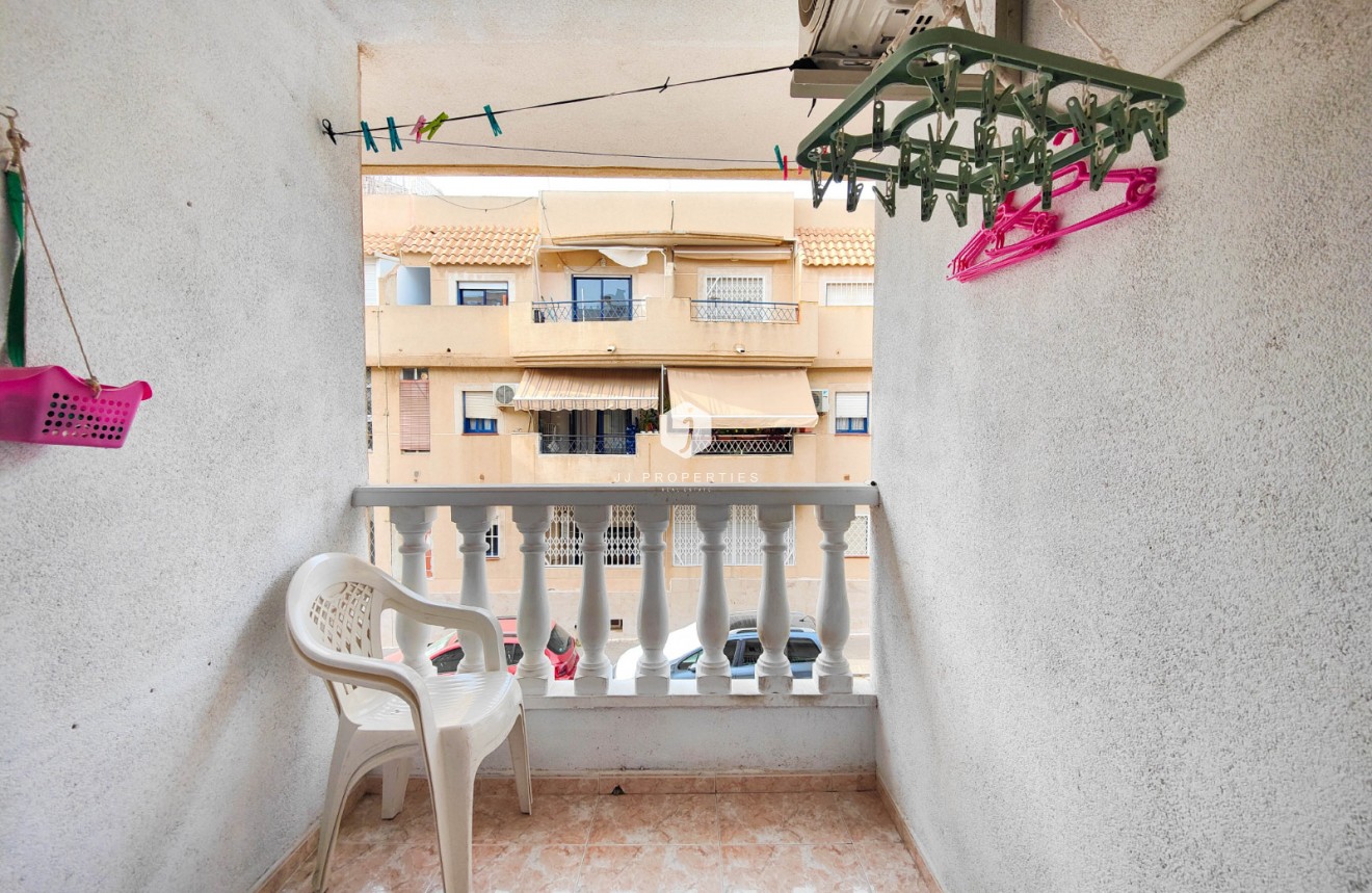 D'occasion - Appartement -
Torrevieja - Costa Blanca