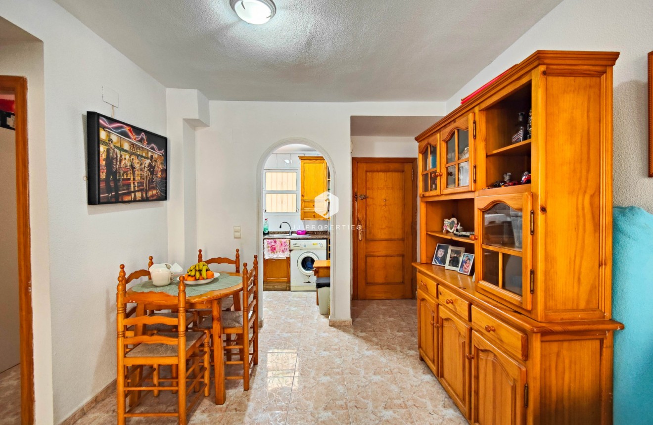D'occasion - Appartement -
Torrevieja - Costa Blanca