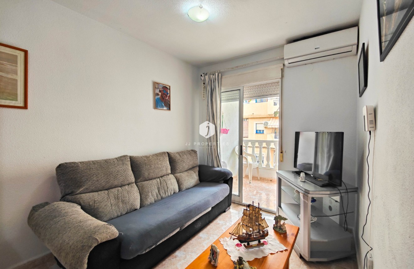 D'occasion - Appartement -
Torrevieja - Costa Blanca