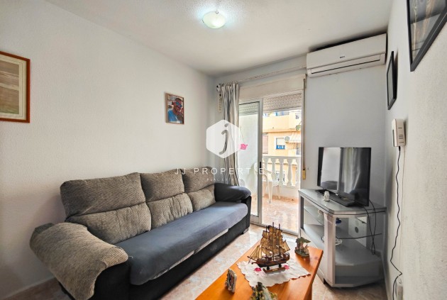 D'occasion - Appartement -
Torrevieja - Costa Blanca