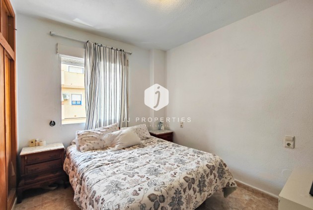 D'occasion - Appartement -
Torrevieja - Costa Blanca